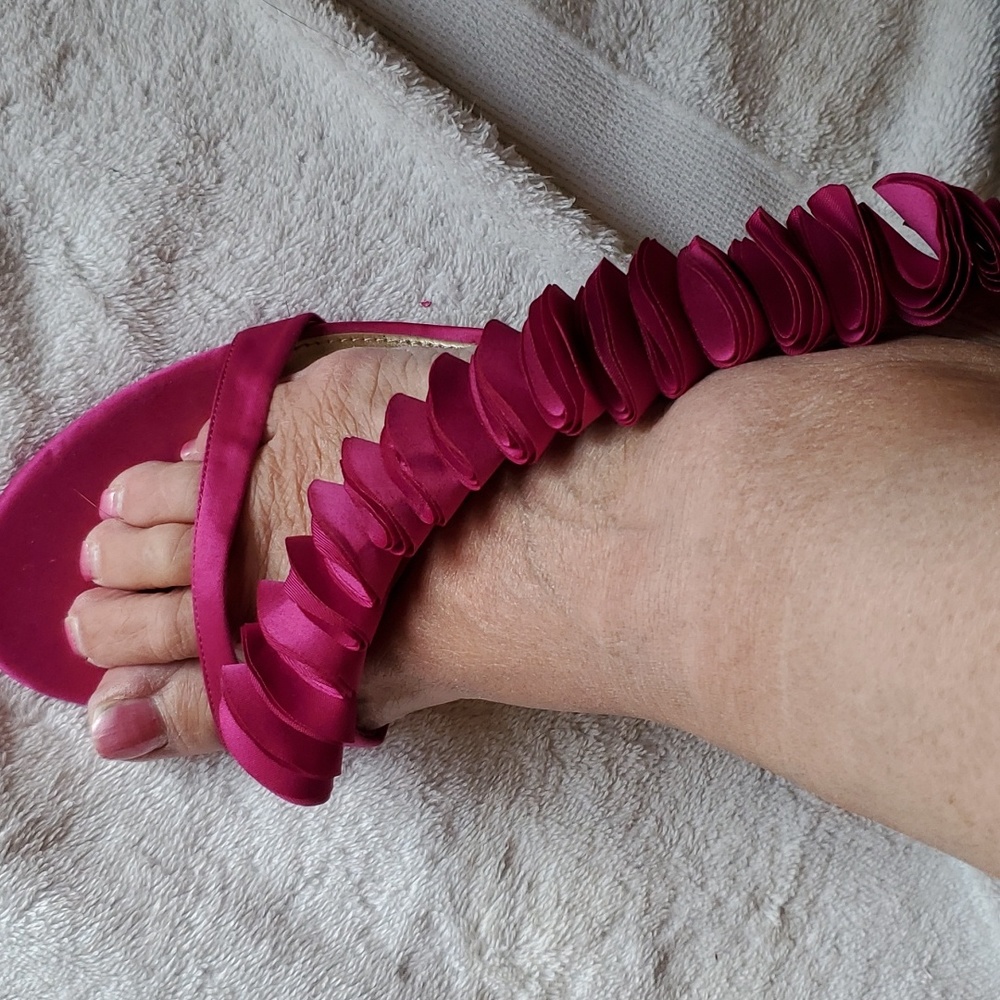 Jacqueline Ferrar Fushia Stiletto Heels Like New Condition